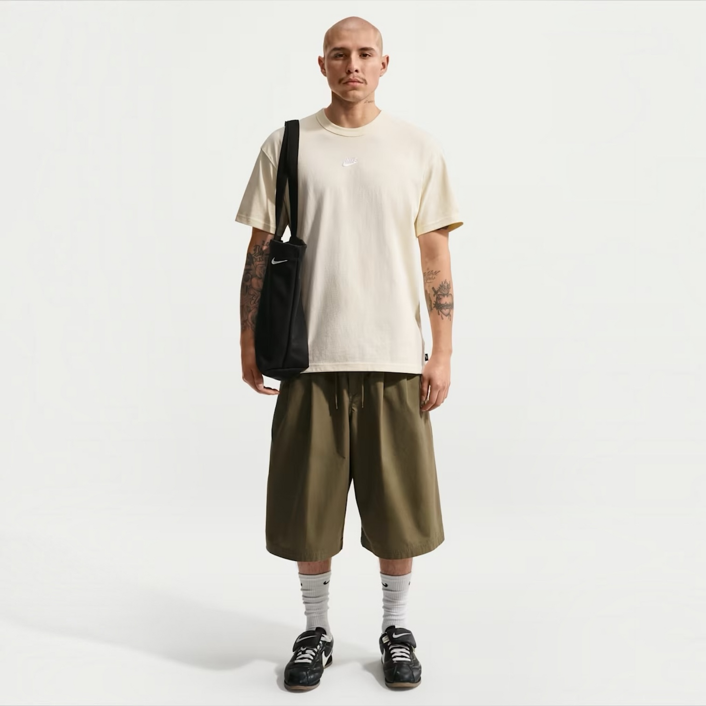 NIKE PREMIUM ESSENTIALS T-SHIRT MENS