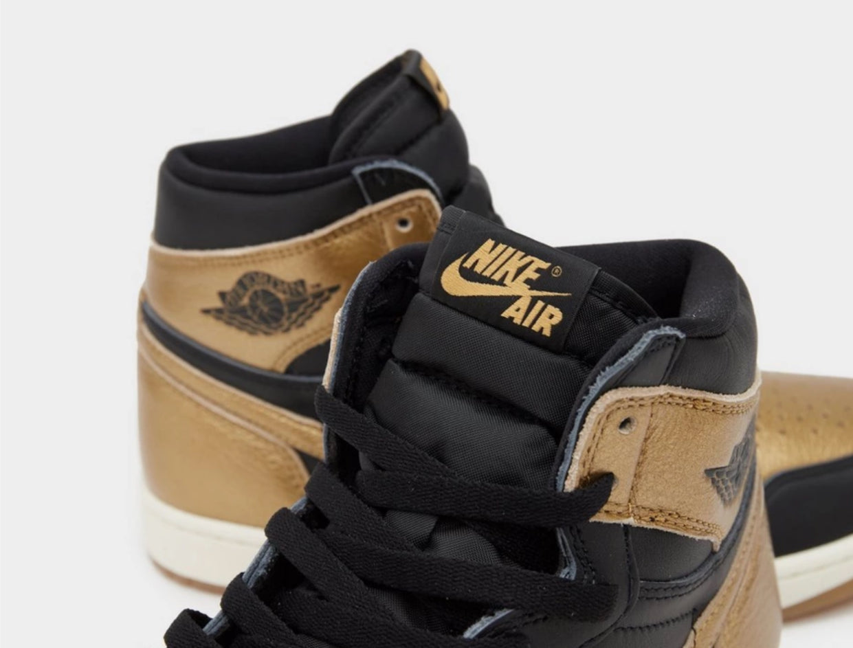 Nike Air Jordan 1 OG High top Black & Gold