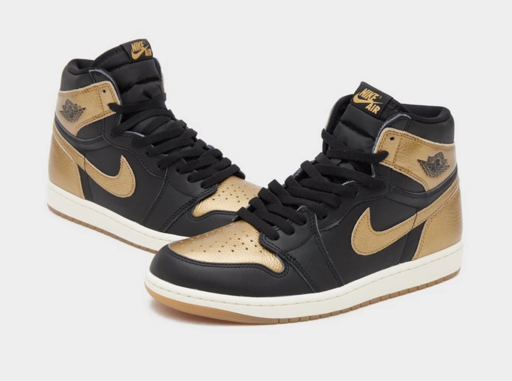 Nike Air Jordan 1 OG High top Black & Gold
