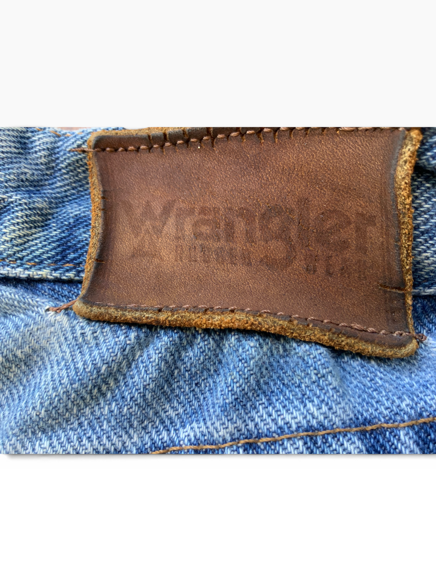 Vintage Wrangler Rugged Wear 35001 Relaxed Fit Jeans – W32 L34