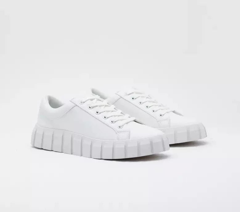 Women's Chunky white trainer