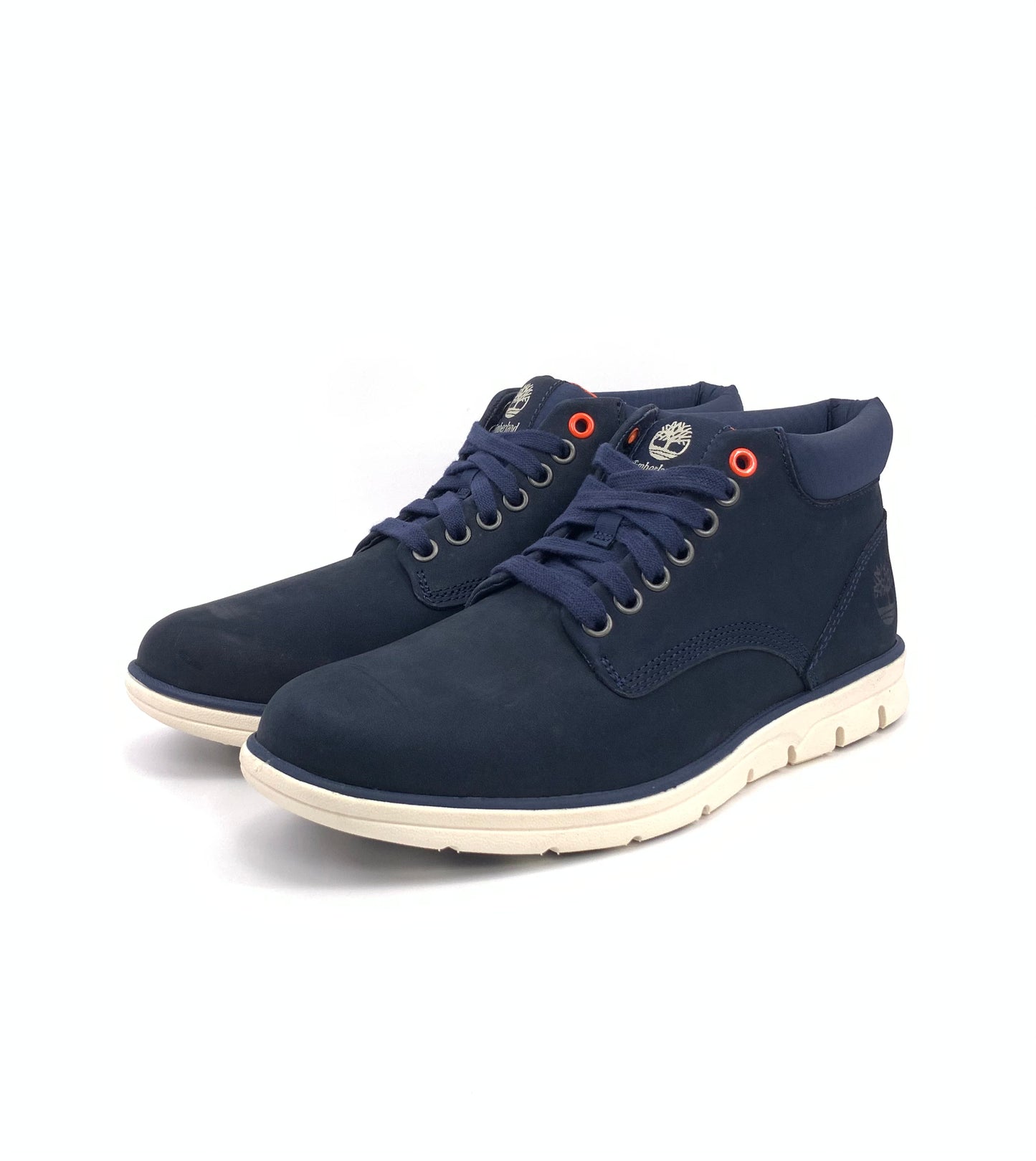 Timberland Bradstreet Chukka NVY Nubuck  A1TVX