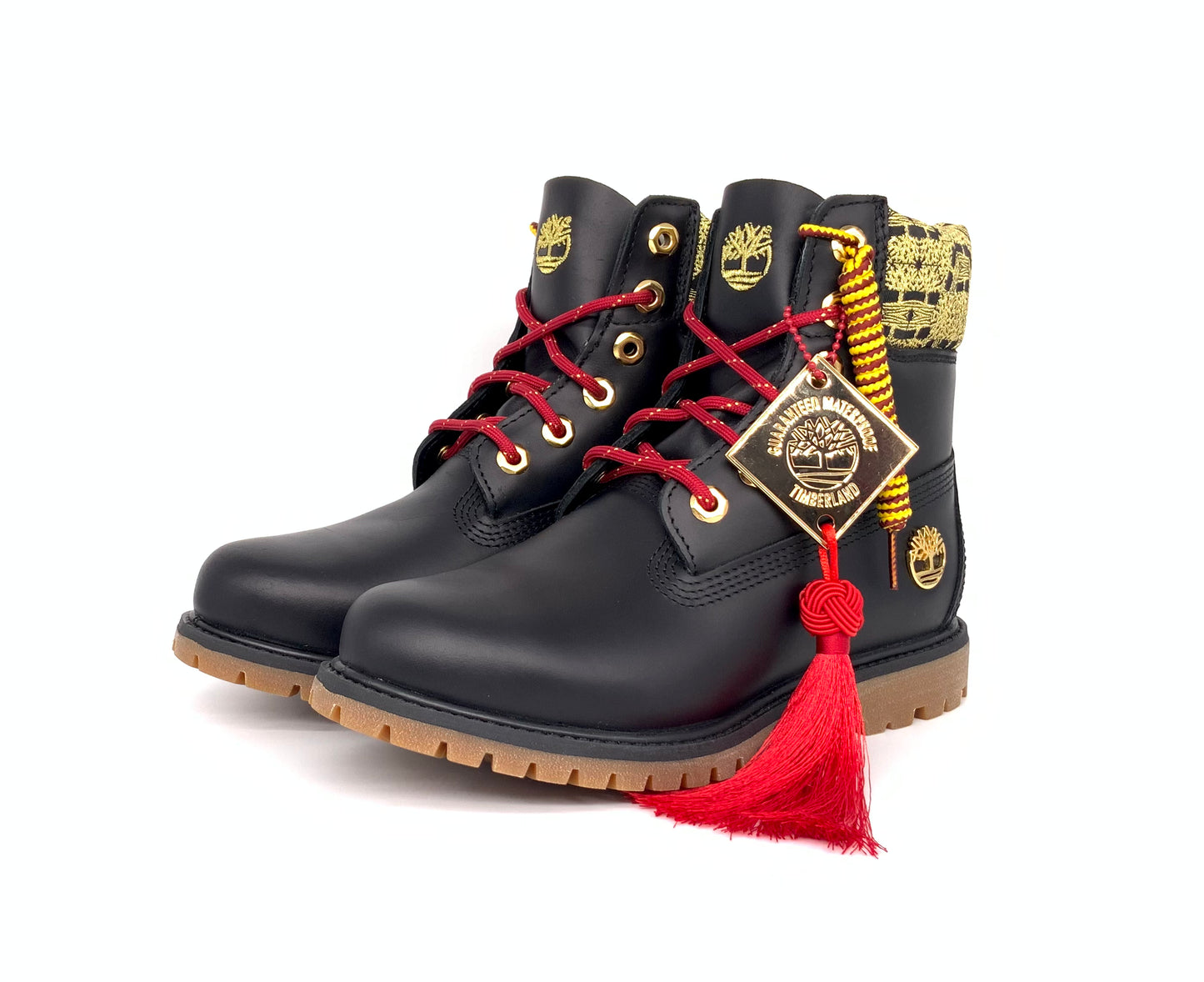 Limited edition timberlands top black and gold