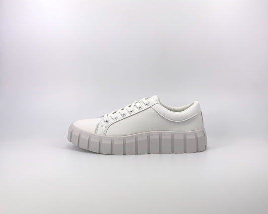 Women's Chunky white trainer